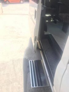 MİNİBÜS.OKUL TAŞITI PERSONEL ARACI TİPİ KAYAR KAPI MOTORU TAKMA MONTAJI VE ARAÇ PROJE FİRMASI USTA MÜHENDİSLİK ANKARA 05323118894